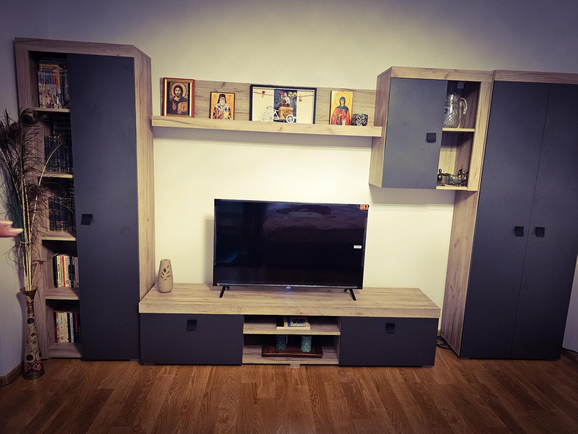 Mony Apartaments Roman Esterno foto